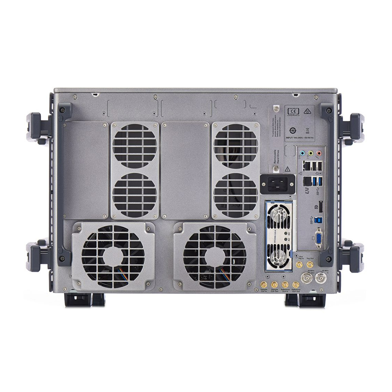 UXR1102A