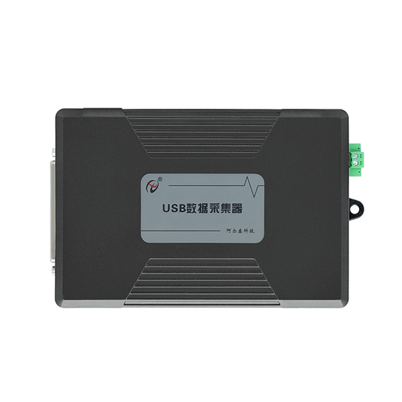 USB3136